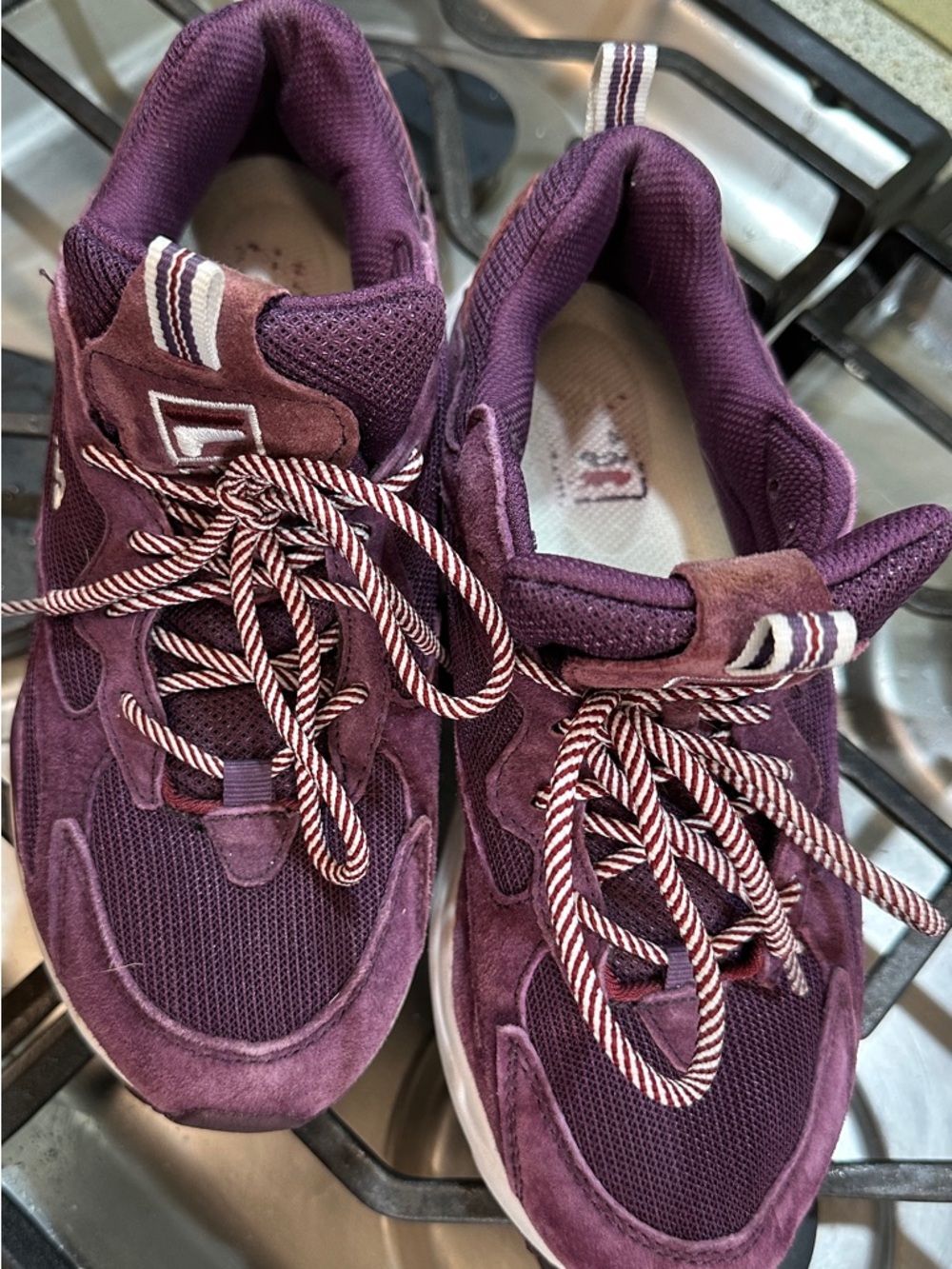 Women’s Fila Ray Tracer sneakers maroon and purple suede Size 8.5 US